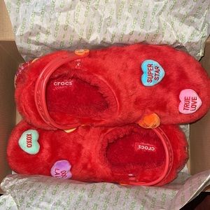Sweethearts Crocs